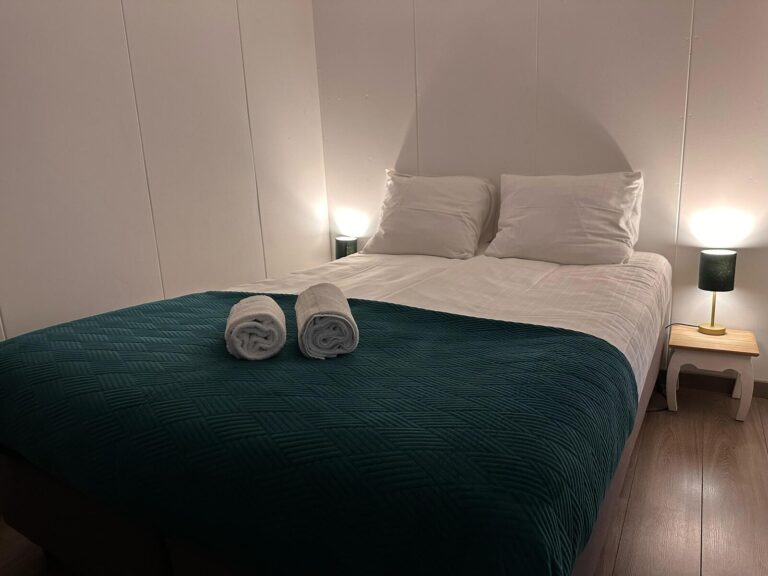 Slaapkamer 2 zonzicht (3)